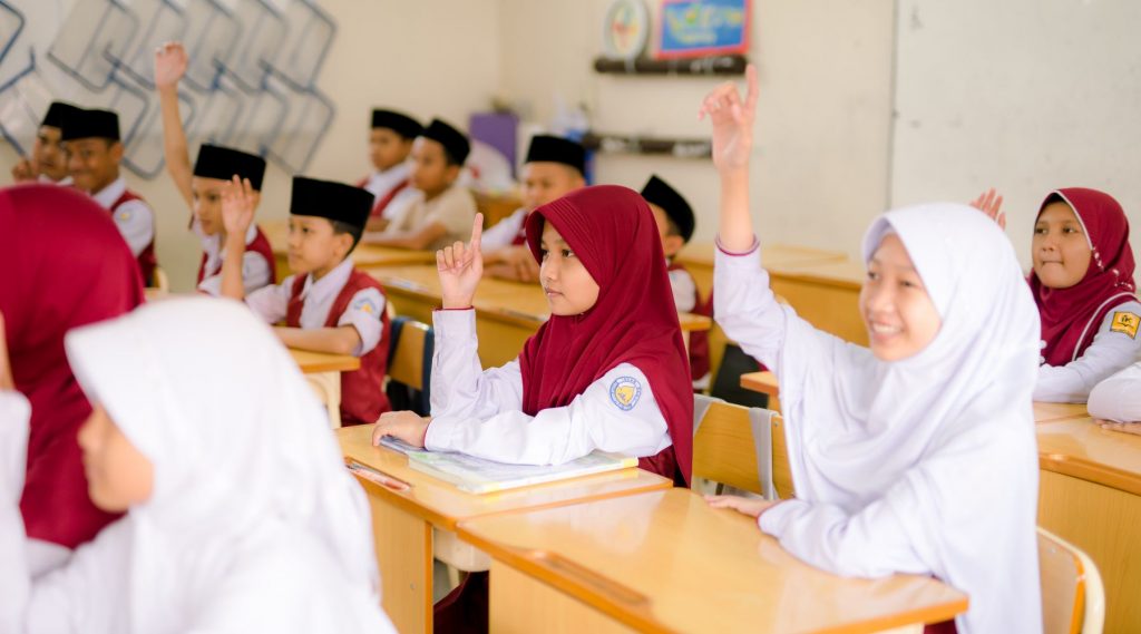 tips memilih sekolah islam